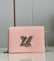 LV The Twist Belt Chain Bag Pink Size 19x13.5x4.2 cm - 1