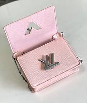 LV The Twist Belt Chain Bag Pink Size 19x13.5x4.2 cm - 4
