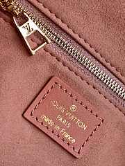 Louis Vuitton Petite Malle Souple Handbag Size 20 x 14 x 7.5 cm - 5