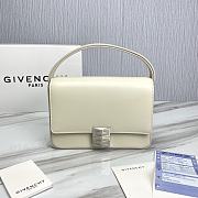 Givenchy 4G Series Bag White Size 21x15x6 cm - 1