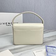 Givenchy 4G Series Bag White Size 21x15x6 cm - 4