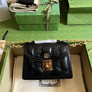 Gucci GG Matelassé Leather Small Handbag Black Size 18x13x6.5 cm