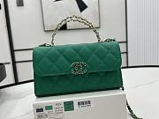 Chanel Green Handbag Size 18x10x4.5 cm - 1