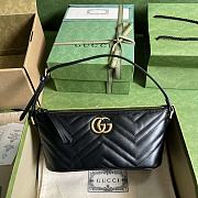 GG Marmont Shoulder Bag Black Size 23x12x10 cm - 1