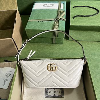 GG Marmont Shoulder Bag White Size 23x12x10 cm