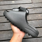 Adidas Yeezy Slipper Black - 4