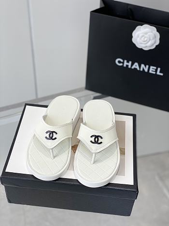 Chanel Summer New Beach White Slippers
