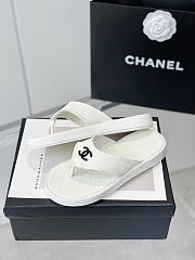 Chanel Summer New Beach White Slippers - 3