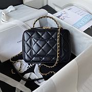 Chanel Vanity Case Shiny Calfskin Black Size 14×19×8.5 cm - 5