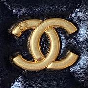 Chanel Vanity Case Shiny Calfskin Black Size 14×19×8.5 cm - 2