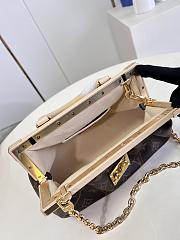 Louis Vuitton Monogram Clutch Bag M46544 Size 28x14x10 cm - 5
