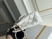 Chanel Small Hobo Bag Shiny White Size 17×19×6 cm - 2