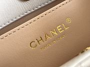 Chanel Small Hobo Bag Shiny White Size 17×19×6 cm - 4