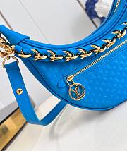 Louis Vuitton Loop Bag Blue M22593 Size 23x13x6 cm - 5