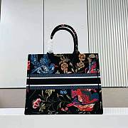 Large Dior Book Tote Black Multicolor Dior Birds Embroidery Size 42x35x18.5 cm - 4