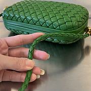 Bottega Veneta Knot On Strap Green Size 20x12x5.5 cm - 5
