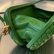 Bottega Veneta Knot On Strap Green Size 20x12x5.5 cm - 4