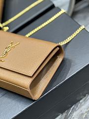 YSL Kate Medium Chain Bag In Grain De Poudre Embossed Leather Size 24x14.5x5 cm - 4