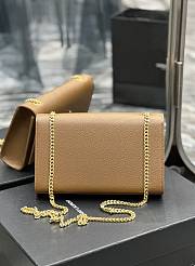 YSL Kate Medium Chain Bag In Grain De Poudre Embossed Leather Size 24x14.5x5 cm - 3