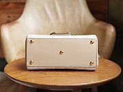 Gucci Horsebit 1955 Mini Bag Beige & White GG Supreme Canvas Size 22x16x10.5cm - 2