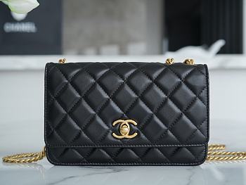 Chanel 22K Genuine Leather Small Gold Pillar Size 12.3×19.2×3.5 cm