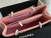 Chanel Classic Shopping Bag Pink Size 24x33x13 cm - 4