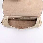 Dior Bobby East-West Bag Sand-Colored Size 22x13x5cm - 4