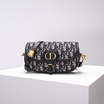Dior Bobby East-West Bag Oblique Jacquard Size 22x13x5cm