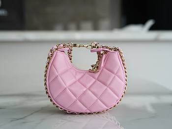 Chanel 23P Moon Crescent Small Bag Pink Size Size 14x10.5x5.5 cm