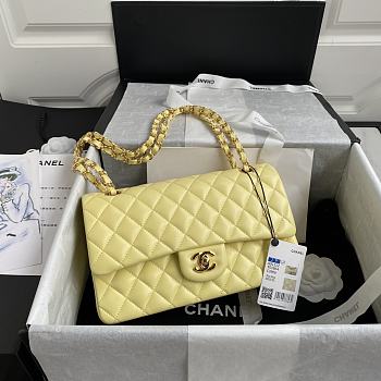 Chanel Classic Handbag Yellow A01112 Size 15.5×25.5×6.5 cm 