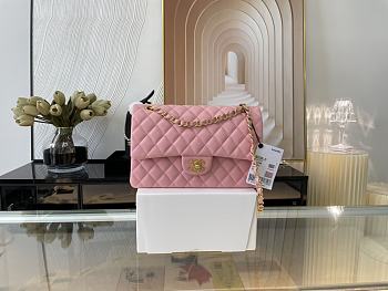 Chanel Classic Handbag Light Pink A01112 Size 15.5×25.5×6.5 cm