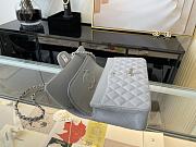 Chanel Classic Handbag Gray A01112 Size 15.5×25.5×6.5 cm - 4