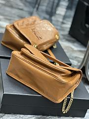 YSL Niki Medium Chain Bag In Crinkled Vintage Leather Light Caramel Size 28x20x8,5 cm - 4