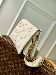 LV New Spring Collection - Nautical Coussin PM M22398 Size 26x20x12 cm - 3