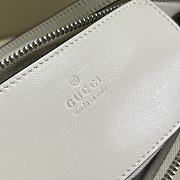 Gucci GG Marmont Shoulder Bag White Leather Size 23x12x10 cm - 2