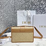 Dior 30 Montaigne Bag Natural Cannage Raffia Size 24x17x8 cm  - 3