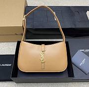 YSL Le 5 À 7 In Smooth Leather Ivoire Naturel 657228 Size 24.5x6x15 cm - 1