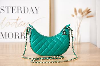 Chanel Small Hobo Bag AS3917 Green Size 15×20×6 cm