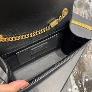 YSL Kate Small Chain Bag In Grain De Poudre Embossed Leather Black Size 20x12,5x5 CM - 5
