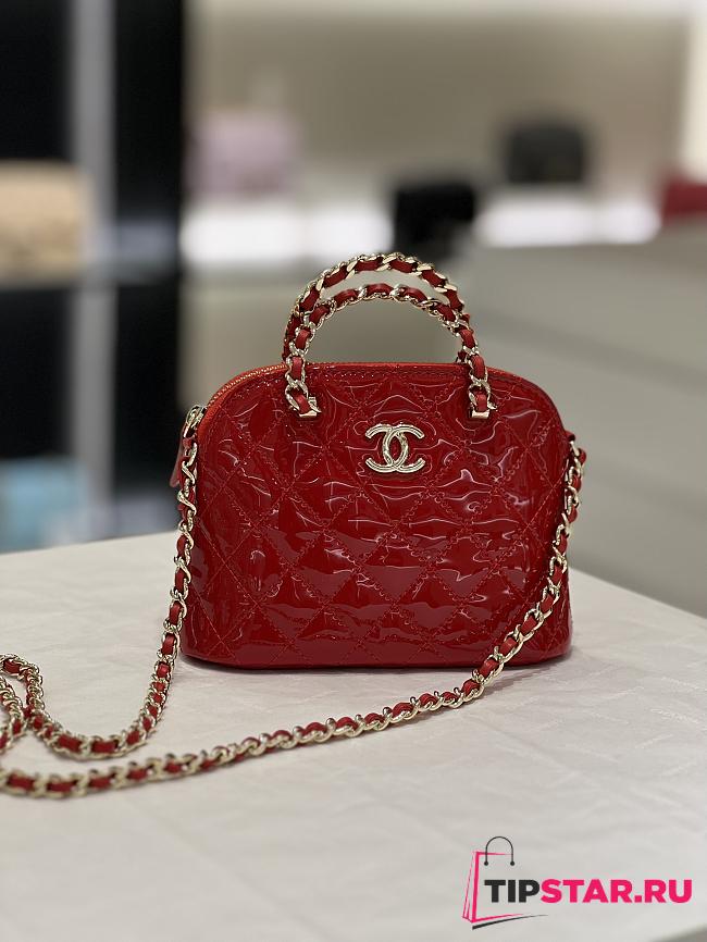 Chanel Clutch With Chain Red Patent Calfskin Size 11×16×5.5 cm - 1