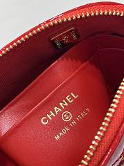 Chanel Clutch With Chain Red Patent Calfskin Size 11×16×5.5 cm - 4