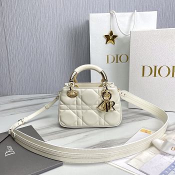 Dior The Lady 95.22 White Bag Size 20x13x8 cm