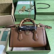 Gucci Diana Small Shoulder Bag Brown Size 27x15.5x11 cm - 1