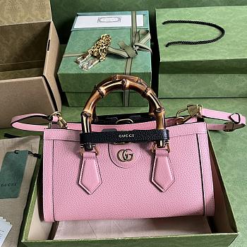 Gucci Diana Small Shoulder Bag Pink Size 27x15.5x11 cm