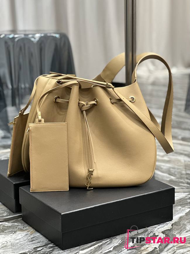 YSL Paris VII Large Flat Hobo Bag In Smooth Leather Nutmeg Size 44x33x2 cm - 1