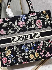 Large Dior Book Tote Black Multicolor Dior Petites Fleurs Embroidery Size 42x35x18.5 cm - 3