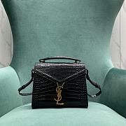 YSL Cassandra Mini Top Handle Bag In Crocodile-Embossed Shiny Leather Black Size 20x16x7,5 cm - 1