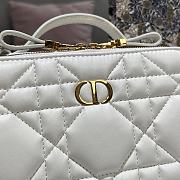 Dior Caro Box Bag Latte Quilted Macrocannage Calfskin Size 18x13x5 cm - 2