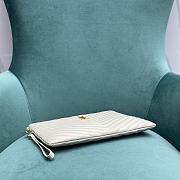 YSL Cassandre Matelassé Tablet Pouch In Quilted Leather Blanc Vintage Size 30x21.5x2 cm - 5