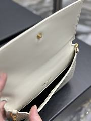 Cassandre Saint Laurent Phone Holder With Strap In Shiny Leather Blanc Vintage  635095 Size 18x11x2,5 cm - 2